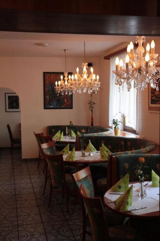 Hotel Schillerplatz Öhringen Εξωτερικό φωτογραφία