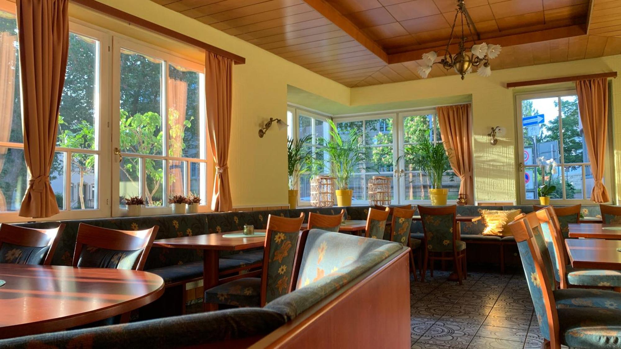 Hotel Schillerplatz Öhringen Εξωτερικό φωτογραφία
