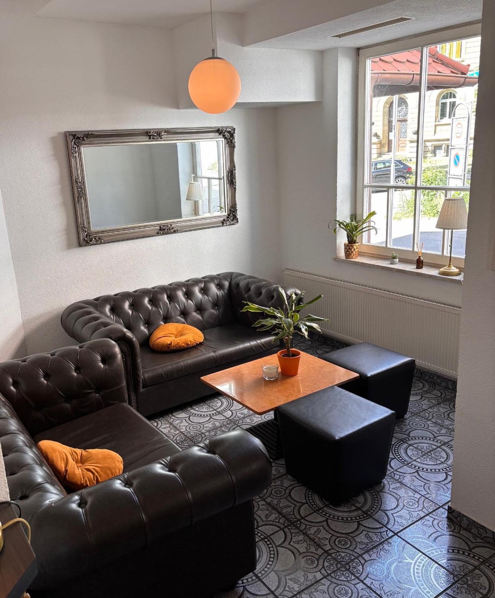 Hotel Schillerplatz Öhringen Εξωτερικό φωτογραφία